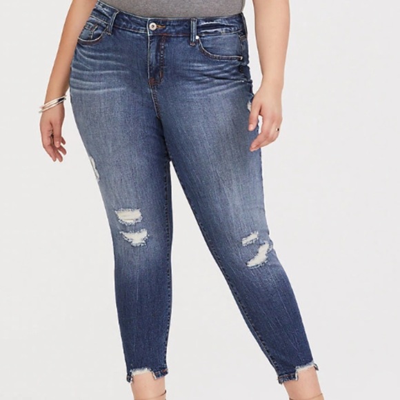 torrid Denim - Torrid GIRLFRIEND distressed jeans 18
